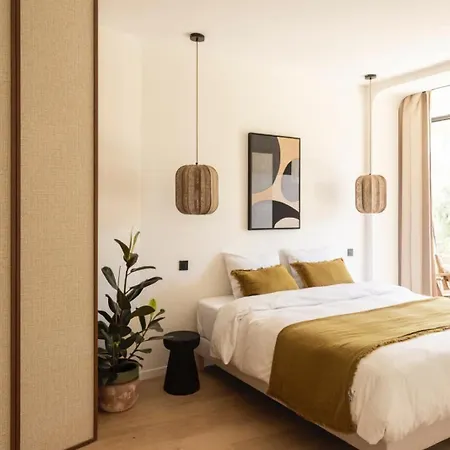 Le Jasy - Croisette Port Canto Apartmán *
